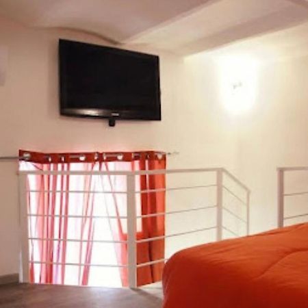 Nonno Ciccio House Apartment เนเปิลส์ ภายนอก รูปภาพ
